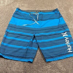 Boardshorts! Hurley! Great condition size 38 swim
